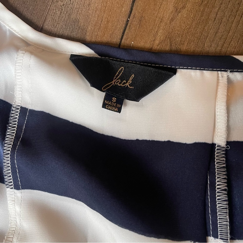 Jack Scoop Neck Stripe Tank Top Blue White
Small - Picture 3 of 12